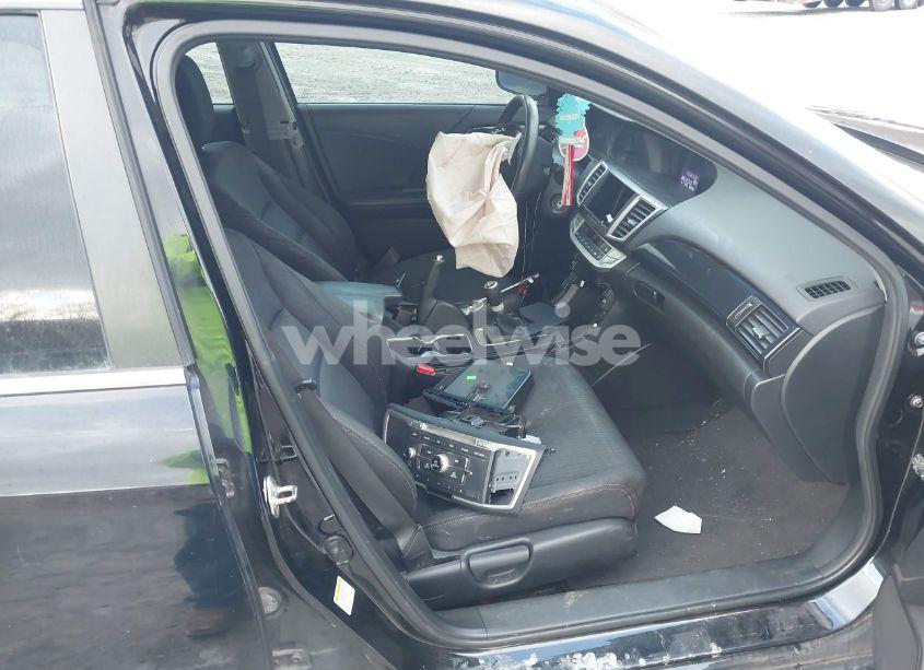 Photo 5 of 2013 Honda Accord SPORT (VIN 1HGCR2E5XDA106346)