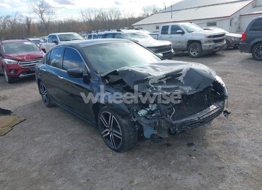 2016 Honda Accord SPORT (VIN 1HGCR2E5XGA021639) main photo