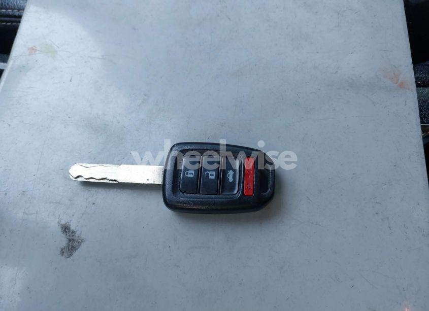 Photo 11 of 2016 Honda Accord SPORT (VIN 1HGCR2E5XGA021639)