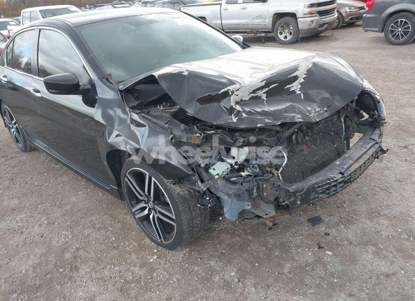 Photo 6 of 2016 Honda Accord SPORT (VIN 1HGCR2E5XGA021639)