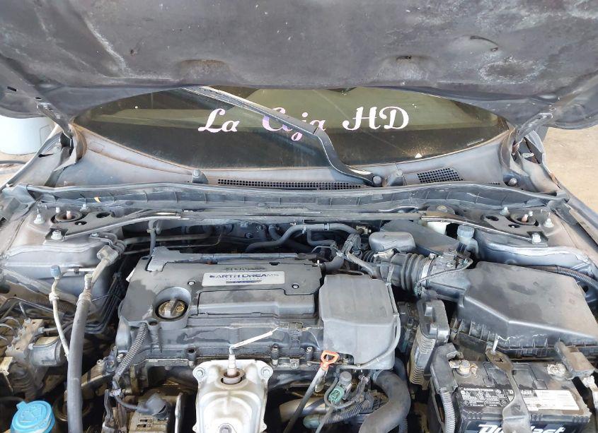 Photo 10 of 2014 Honda Accord EX (VIN 1HGCR2E72EA016482)