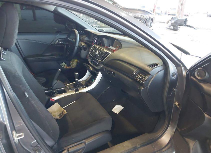 Photo 5 of 2014 Honda Accord EX (VIN 1HGCR2E72EA016482)