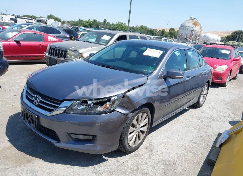 Photo 2 of 2014 Honda Accord EX (VIN 1HGCR2E74EA223231)