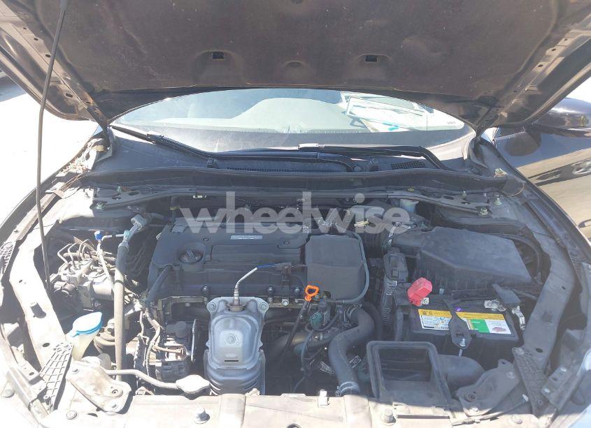 Photo 10 of 2017 Honda Accord EX (VIN 1HGCR2F00HA136464)