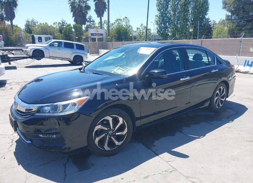 Photo 6 of 2017 Honda Accord EX (VIN 1HGCR2F00HA136464)