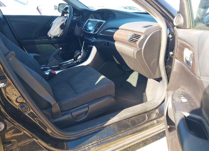 Photo 5 of 2016 Honda Accord EX (VIN 1HGCR2F02GA012629)