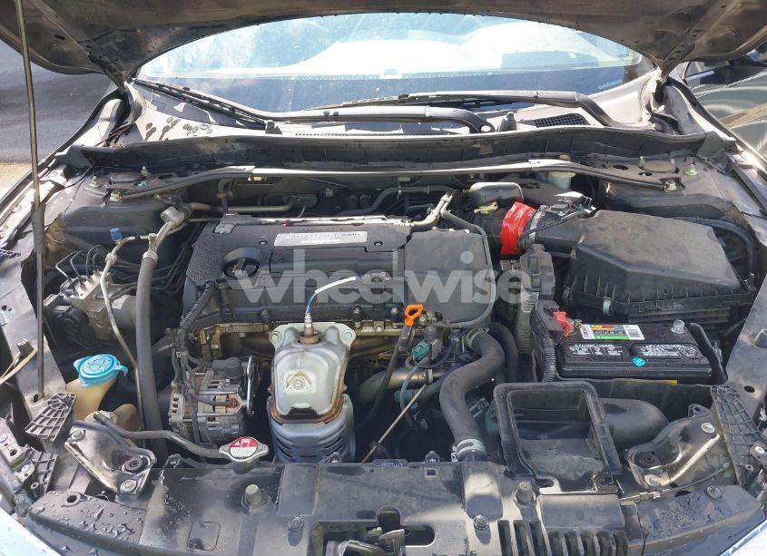 Photo 10 of 2016 Honda Accord EX (VIN 1HGCR2F02GA029852)