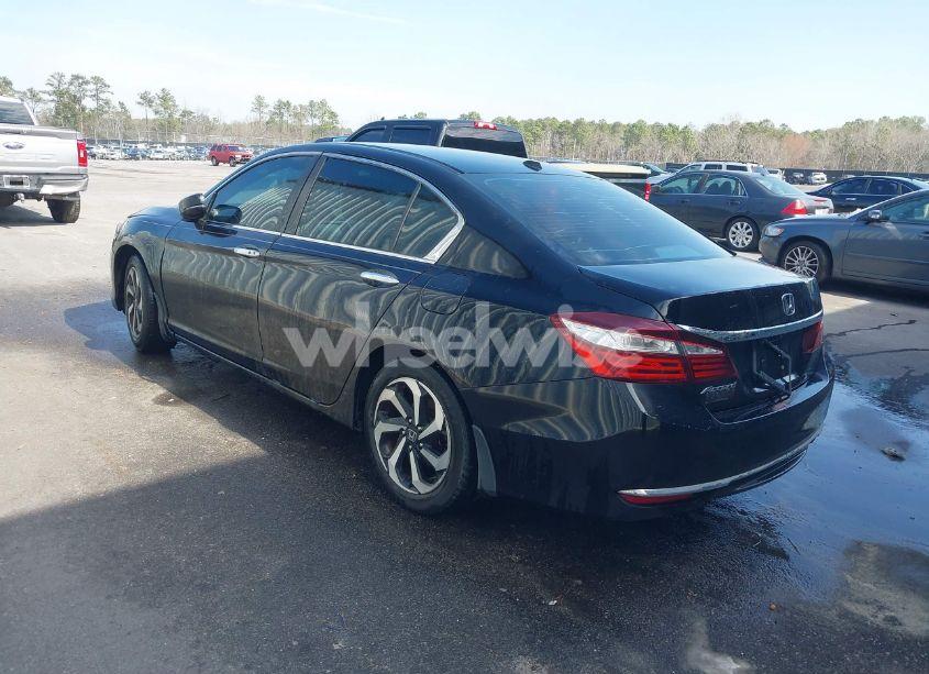 Photo 3 of 2016 Honda Accord EX (VIN 1HGCR2F02GA029852)