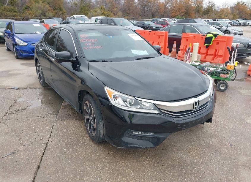 2016 Honda Accord EX (VIN 1HGCR2F03GA029889) main photo