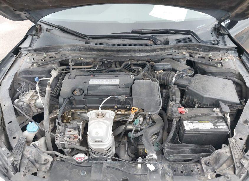 Photo 10 of 2016 Honda Accord EX (VIN 1HGCR2F03GA029889)