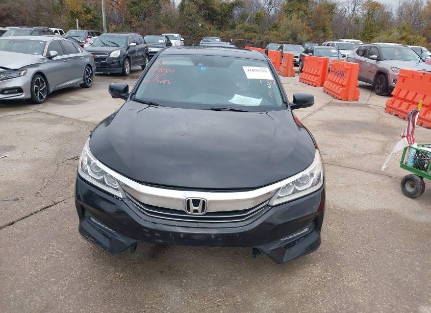 Photo 13 of 2016 Honda Accord EX (VIN 1HGCR2F03GA029889)