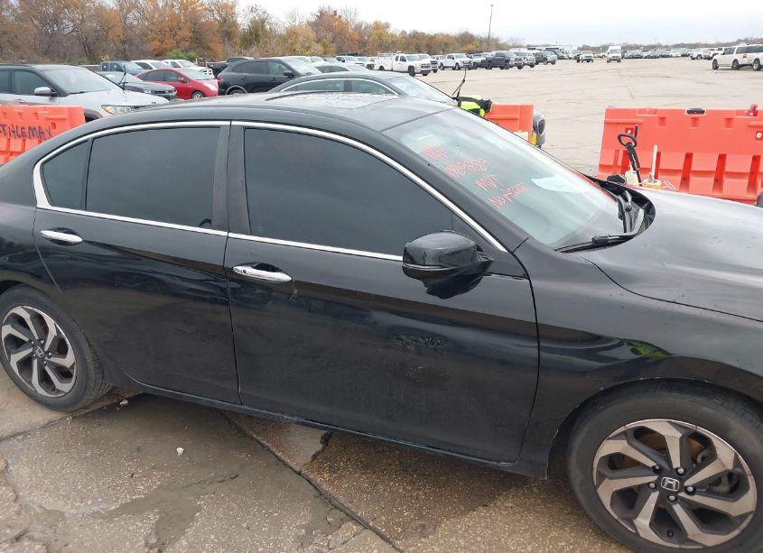 Photo 14 of 2016 Honda Accord EX (VIN 1HGCR2F03GA029889)