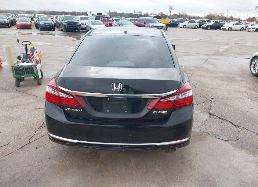 Photo 17 of 2016 Honda Accord EX (VIN 1HGCR2F03GA029889)