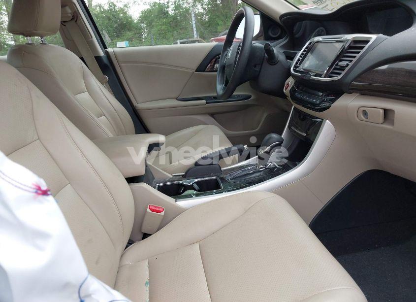 Photo 5 of 2016 Honda Accord EX (VIN 1HGCR2F05GA174187)