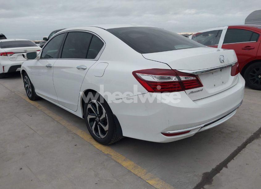 Photo 3 of 2016 Honda Accord EX (VIN 1HGCR2F05GA205308)