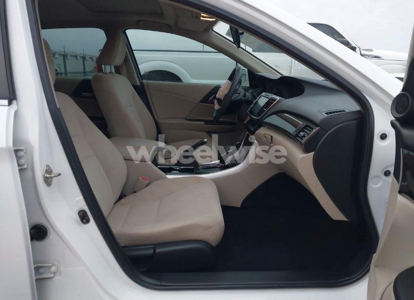 Photo 5 of 2016 Honda Accord EX (VIN 1HGCR2F05GA205308)