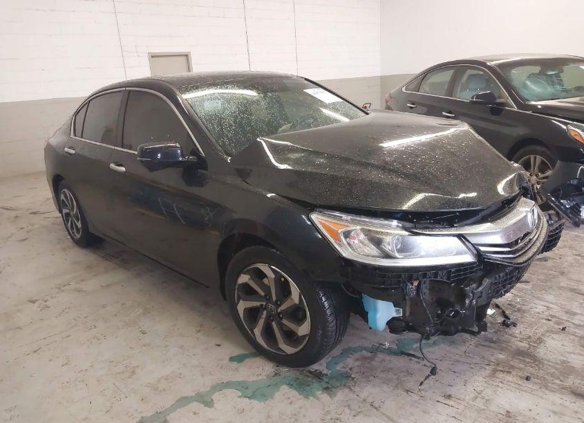 2017 Honda Accord EX (VIN 1HGCR2F06HA167816) main photo