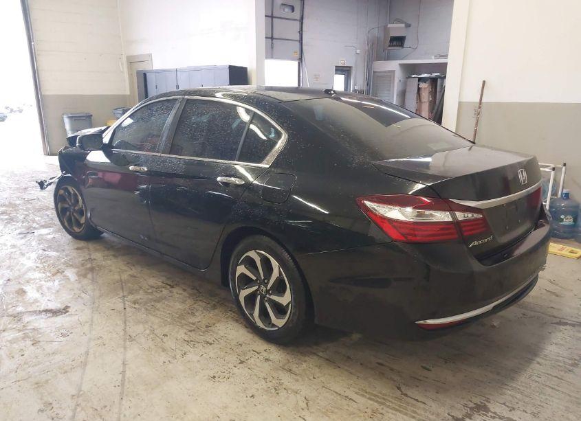 Photo 3 of 2017 Honda Accord EX (VIN 1HGCR2F06HA167816)