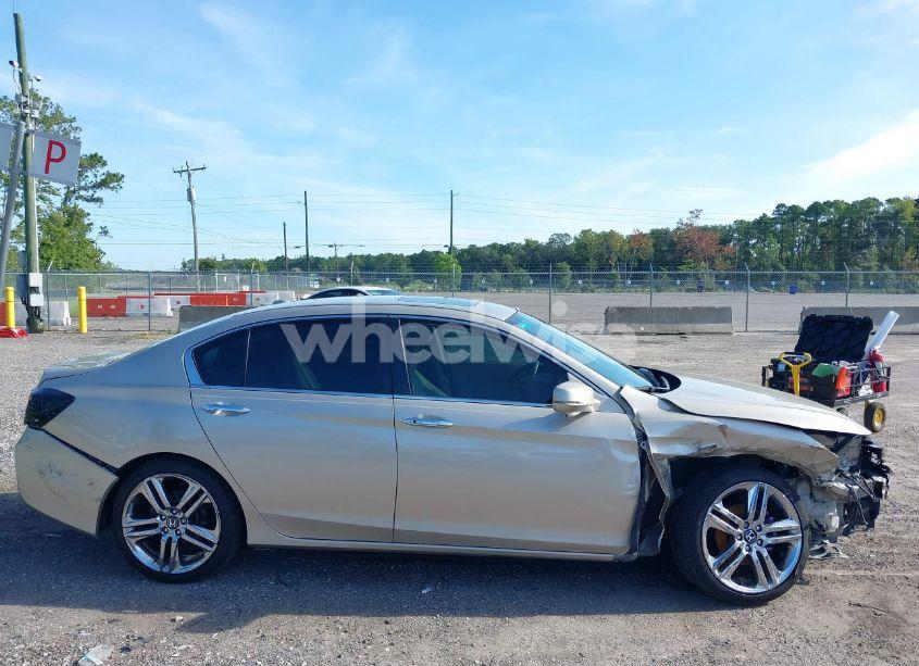 Photo 13 of 2016 Honda Accord EX (VIN 1HGCR2F08GA001683)