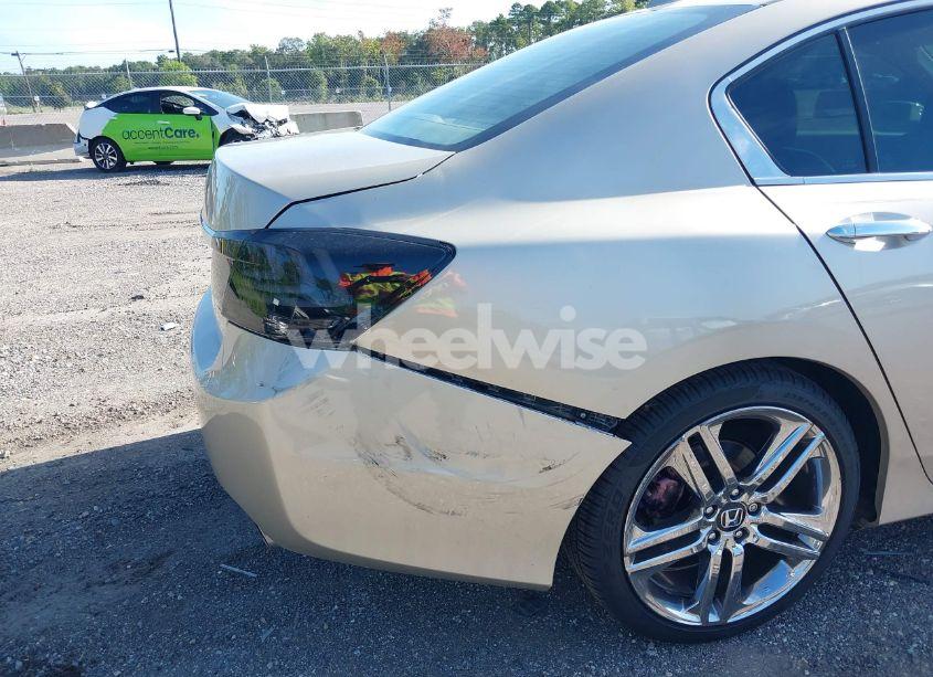 Photo 19 of 2016 Honda Accord EX (VIN 1HGCR2F08GA001683)