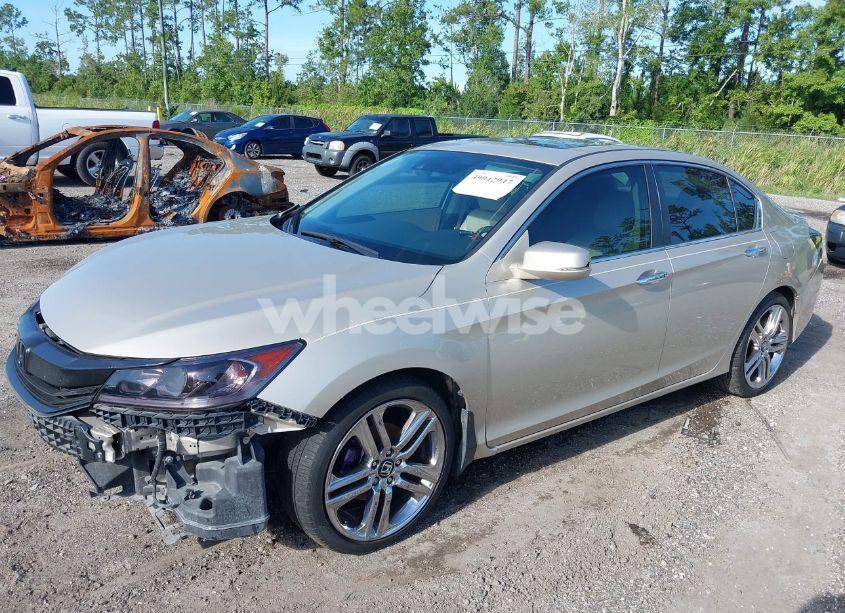 Photo 2 of 2016 Honda Accord EX (VIN 1HGCR2F08GA001683)