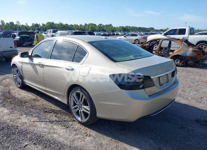 Photo 3 of 2016 Honda Accord EX (VIN 1HGCR2F08GA001683)