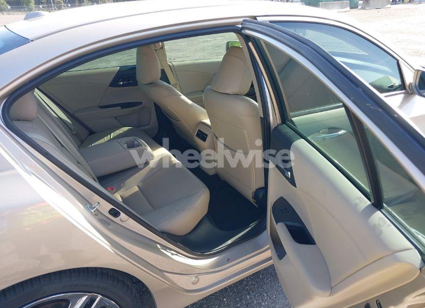 Photo 8 of 2016 Honda Accord EX (VIN 1HGCR2F08GA001683)