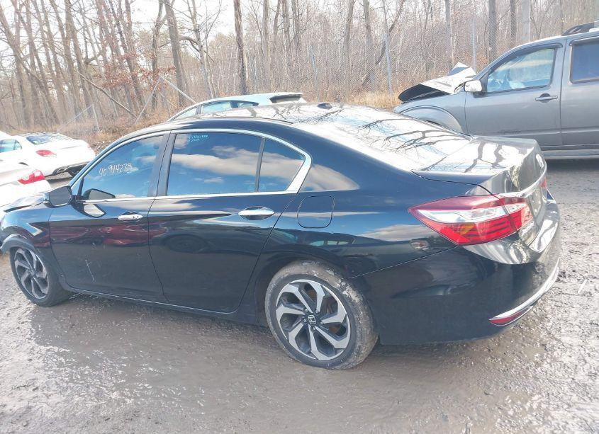 Photo 14 of 2017 Honda Accord EX (VIN 1HGCR2F0XHA035609)
