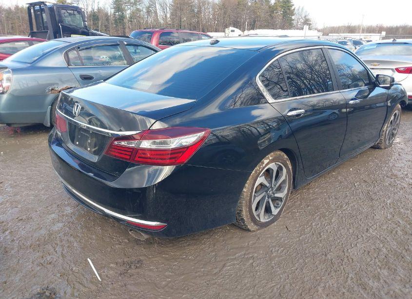 Photo 4 of 2017 Honda Accord EX (VIN 1HGCR2F0XHA035609)
