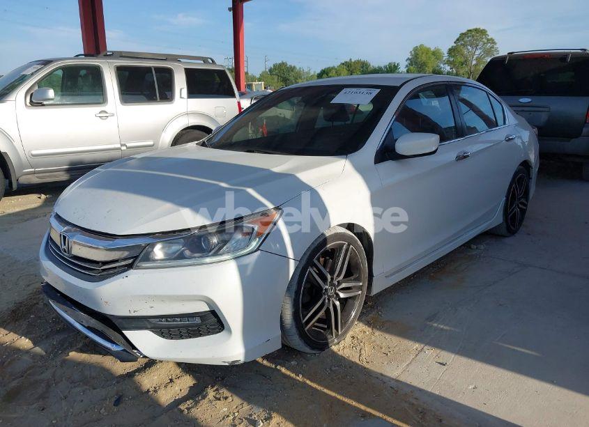 Photo 2 of 2017 Honda Accord SPORT SE (VIN 1HGCR2F10HA028953)