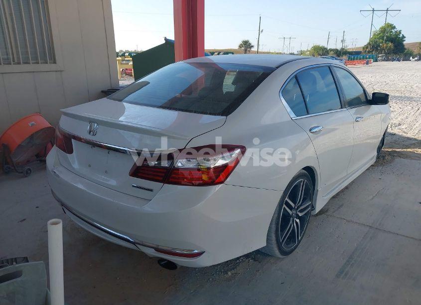 Photo 4 of 2017 Honda Accord SPORT SE (VIN 1HGCR2F10HA028953)