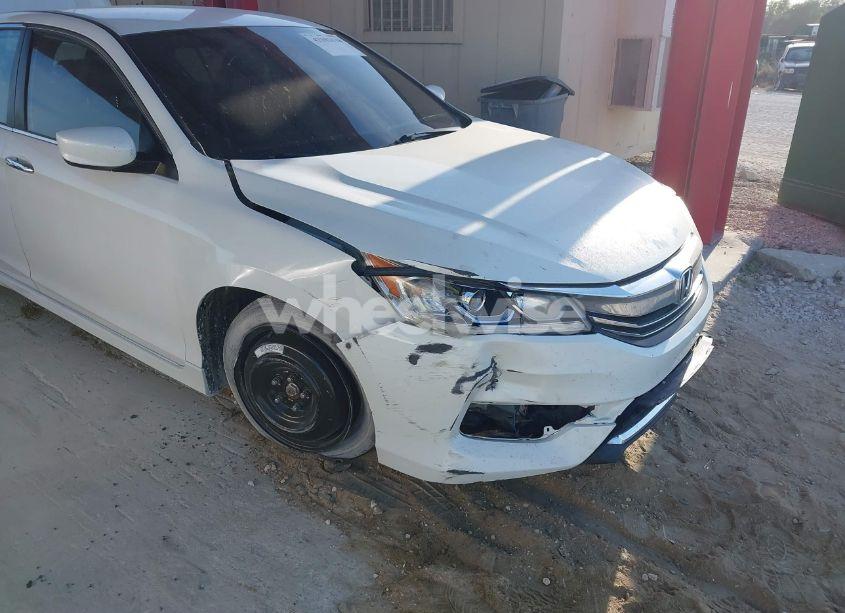 Photo 6 of 2017 Honda Accord SPORT SE (VIN 1HGCR2F10HA028953)