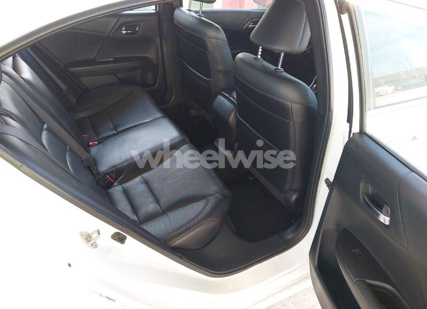 Photo 8 of 2017 Honda Accord SPORT SE (VIN 1HGCR2F10HA028953)