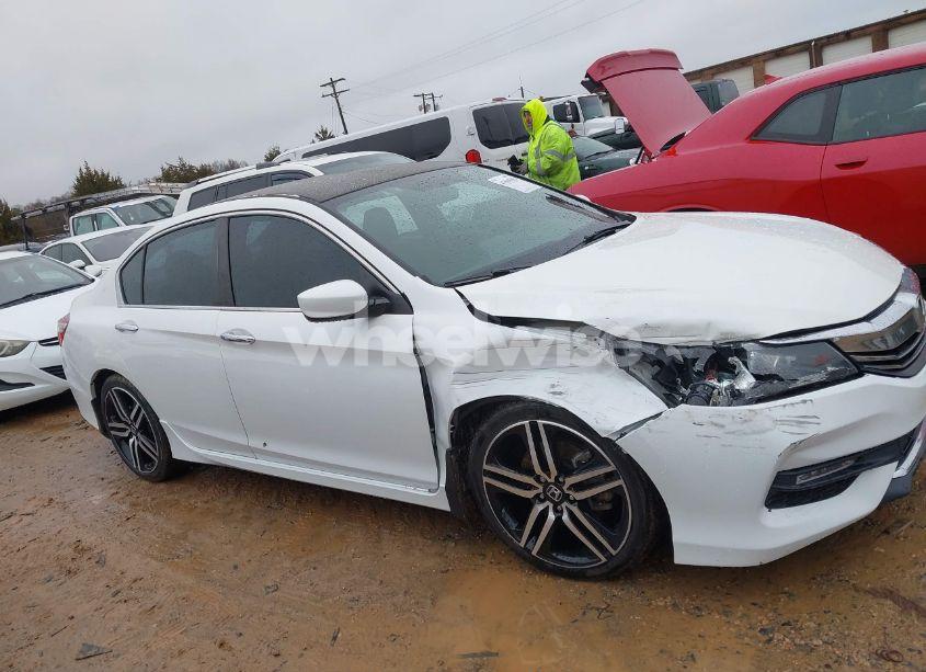 Photo 14 of 2017 Honda Accord SPORT SE (VIN 1HGCR2F10HA047051)