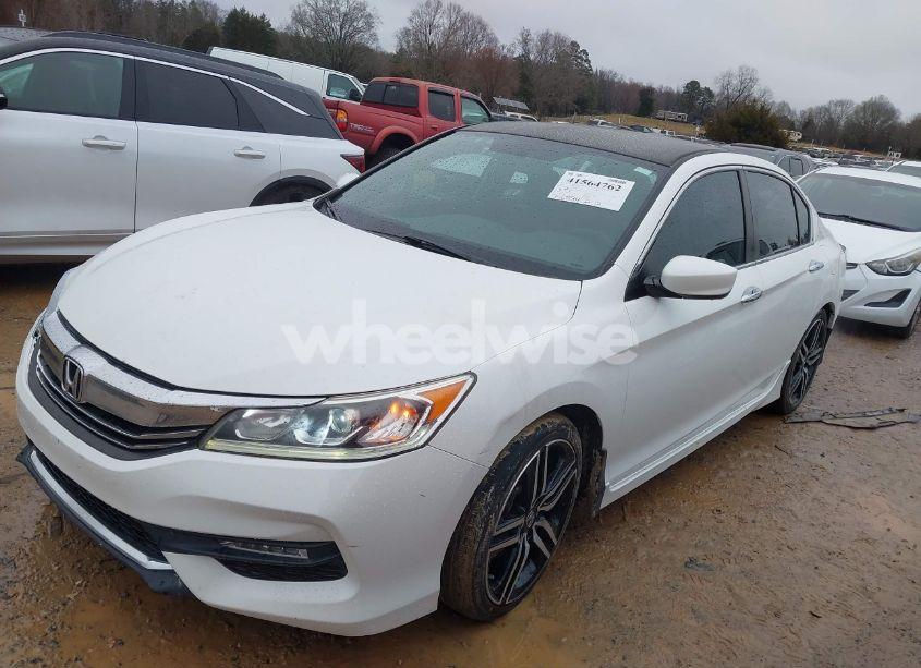 Photo 15 of 2017 Honda Accord SPORT SE (VIN 1HGCR2F10HA047051)