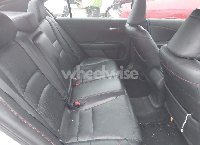 Photo 8 of 2017 Honda Accord SPORT SE (VIN 1HGCR2F10HA047051)