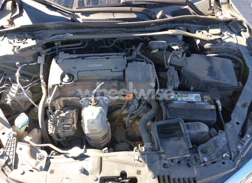 Photo 10 of 2017 Honda Accord SPORT SE (VIN 1HGCR2F10HA066246)