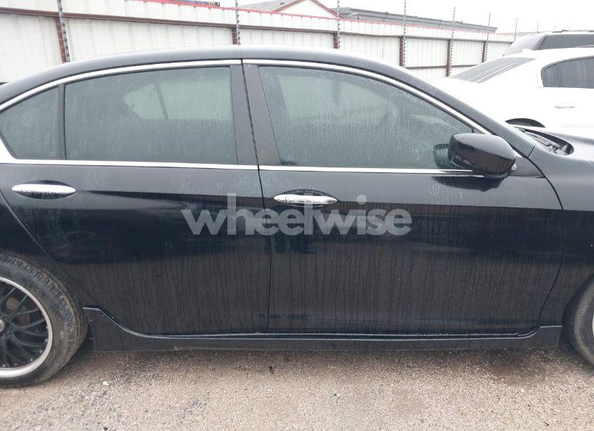 Photo 13 of 2017 Honda Accord SPORT SE (VIN 1HGCR2F10HA066246)