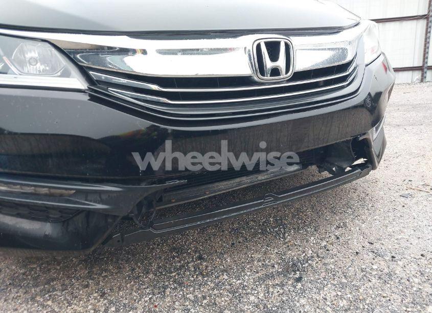 Photo 6 of 2017 Honda Accord SPORT SE (VIN 1HGCR2F10HA066246)