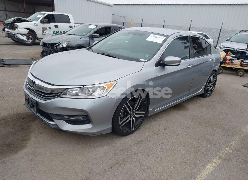 Photo 2 of 2017 Honda Accord SPORT SE (VIN 1HGCR2F10HA082141)