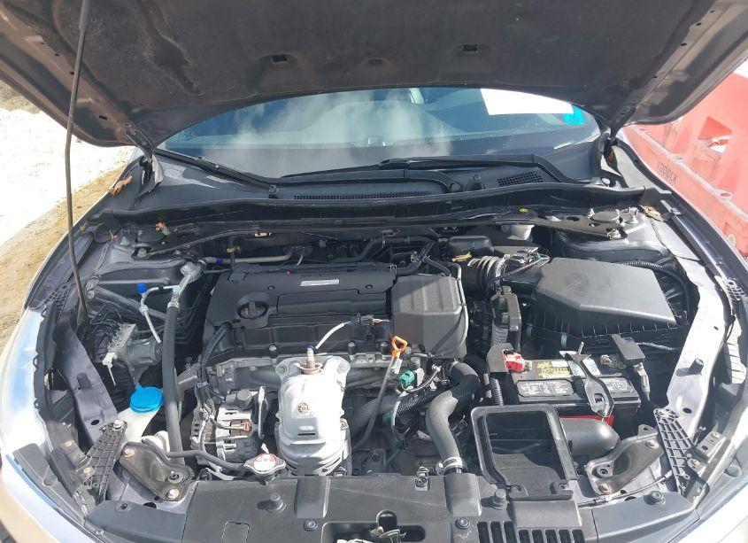 Photo 10 of 2017 Honda Accord SPORT SE (VIN 1HGCR2F10HA083838)