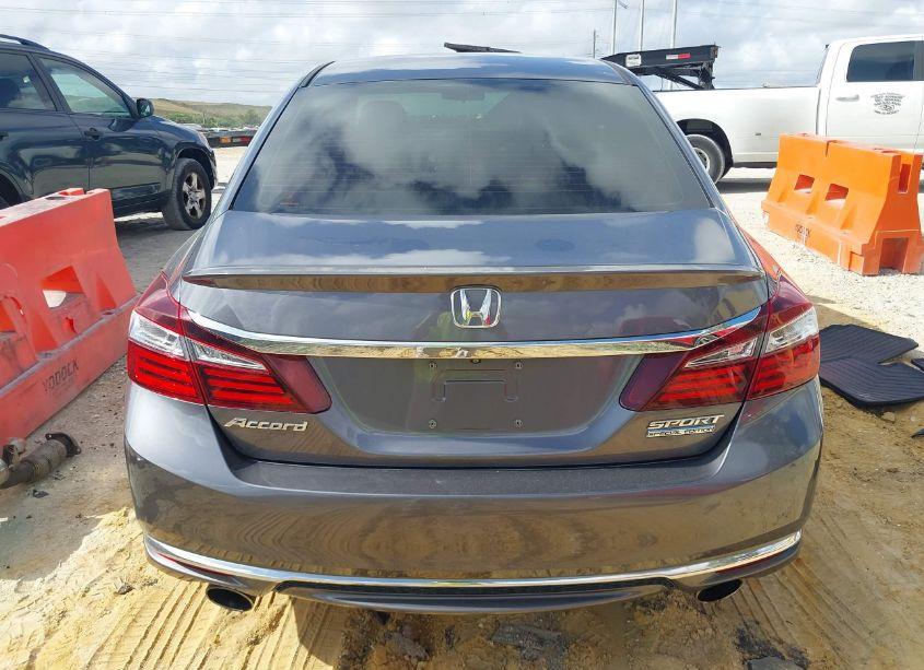 Photo 16 of 2017 Honda Accord SPORT SE (VIN 1HGCR2F10HA083838)