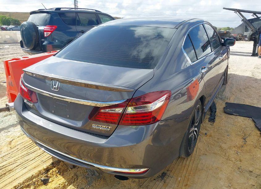 Photo 4 of 2017 Honda Accord SPORT SE (VIN 1HGCR2F10HA083838)