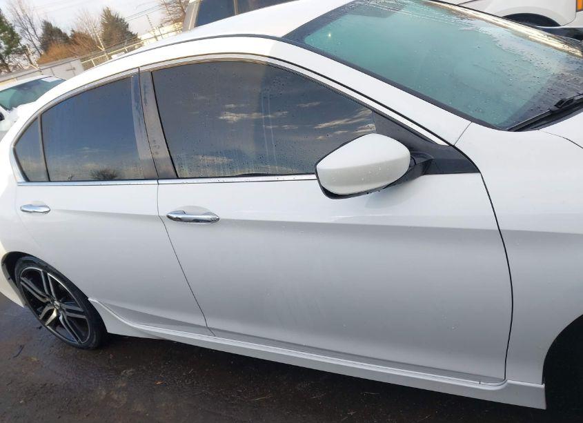 Photo 14 of 2017 Honda Accord SPORT SE (VIN 1HGCR2F10HA088523)