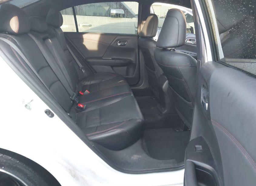 Photo 8 of 2017 Honda Accord SPORT SE (VIN 1HGCR2F10HA088523)