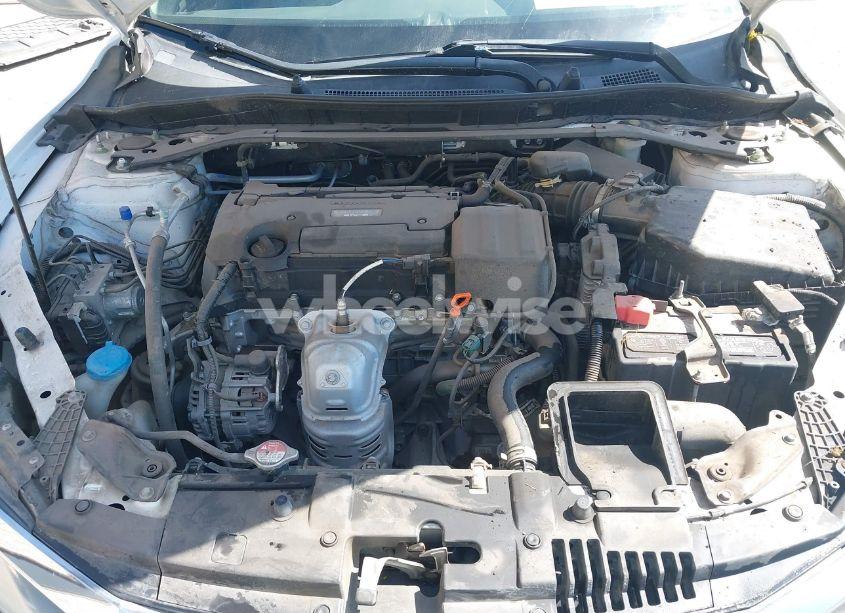 Photo 10 of 2017 Honda Accord SPORT SE (VIN 1HGCR2F10HA113162)