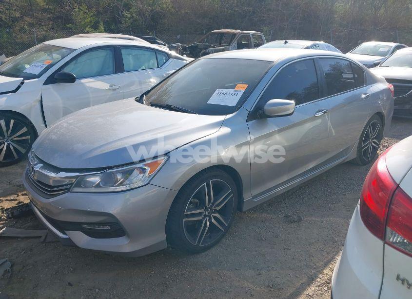 Photo 2 of 2017 Honda Accord SPORT SE (VIN 1HGCR2F11HA006900)