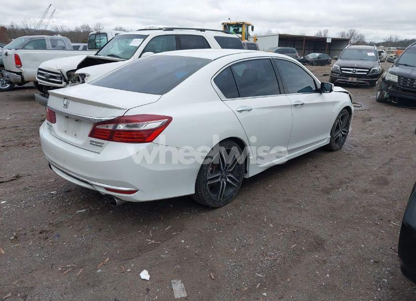 Photo 4 of 2017 Honda Accord SPORT SE (VIN 1HGCR2F11HA135235)