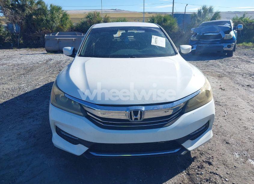 Photo 12 of 2017 Honda Accord SPORT SE (VIN 1HGCR2F11HA189831)