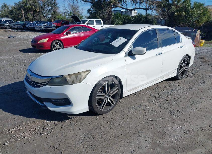 Photo 2 of 2017 Honda Accord SPORT SE (VIN 1HGCR2F11HA189831)